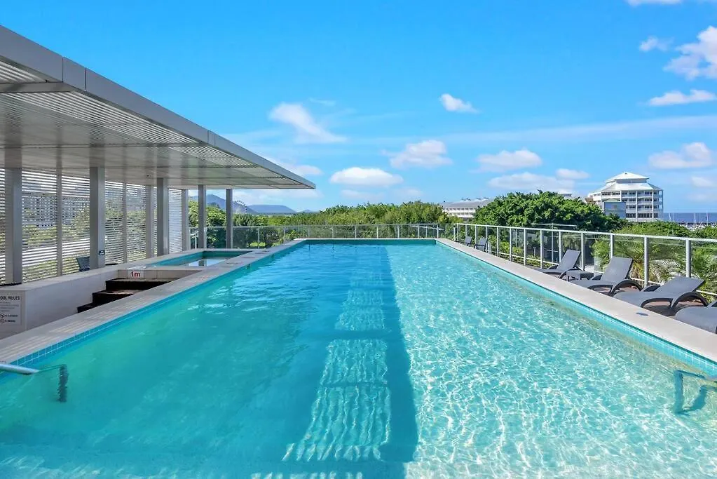 City Living At Harbour Lights On The Waterfront Cairns 0*,  Austrálie