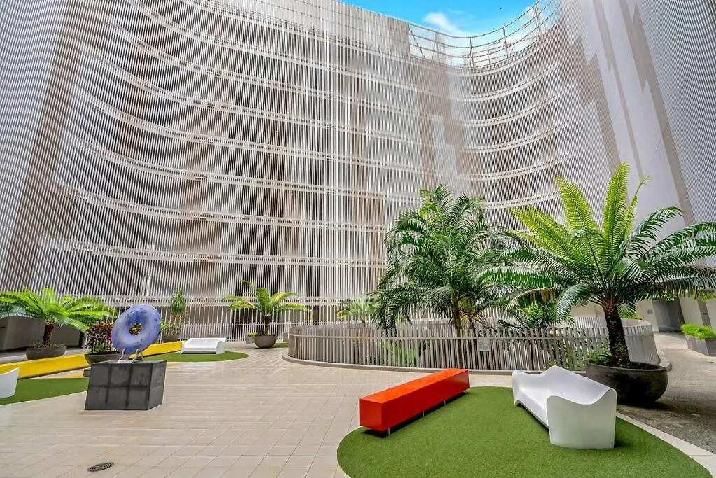 City Living At Harbour Lights On The Waterfront ケアンズ 0*,